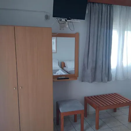 Polymnia Apartment *